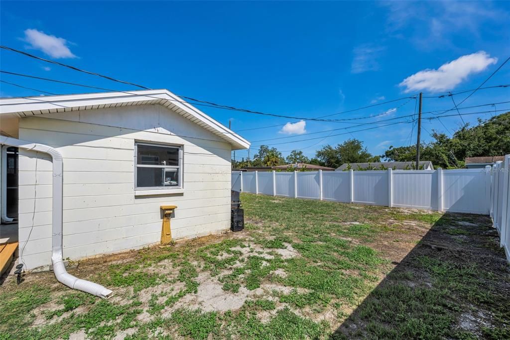 En Venta: $265,000 (3 camas, 1 baños, 1128 Pies cuadrados)