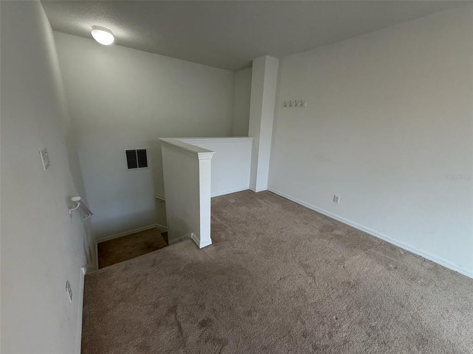 En Venta: $436,500 (4 camas, 2 baños, 2176 Pies cuadrados)