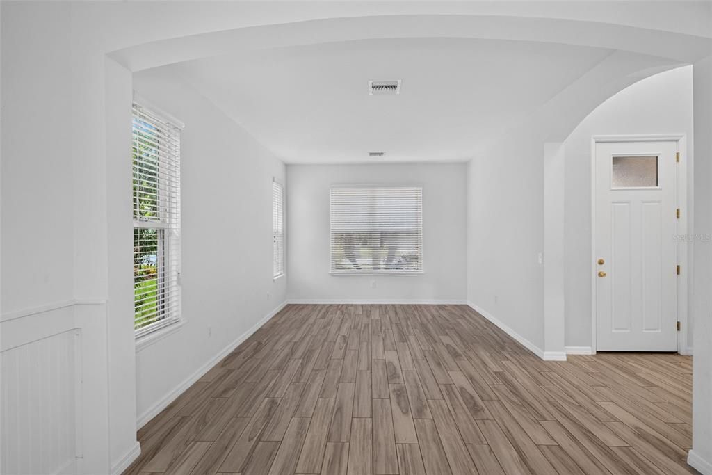 En Venta: $759,000 (4 camas, 4 baños, 3487 Pies cuadrados)
