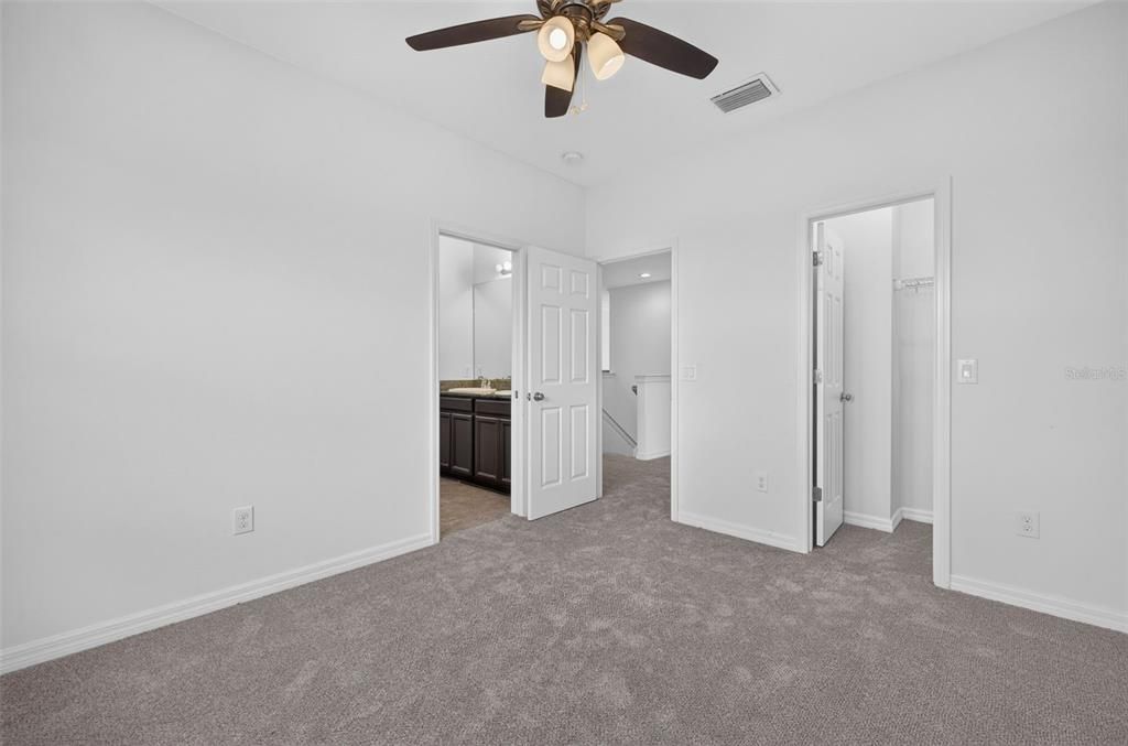 En Venta: $759,000 (4 camas, 4 baños, 3487 Pies cuadrados)