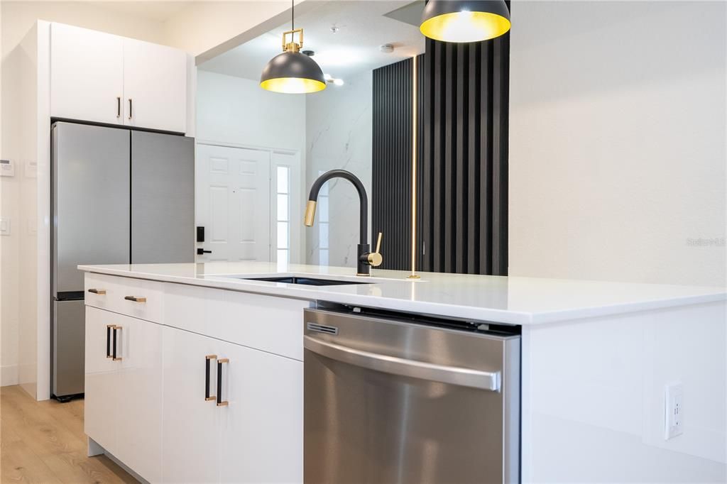 В аренду: $2,995 (2 спален, 2 ванн, 1540 Квадратных фут)