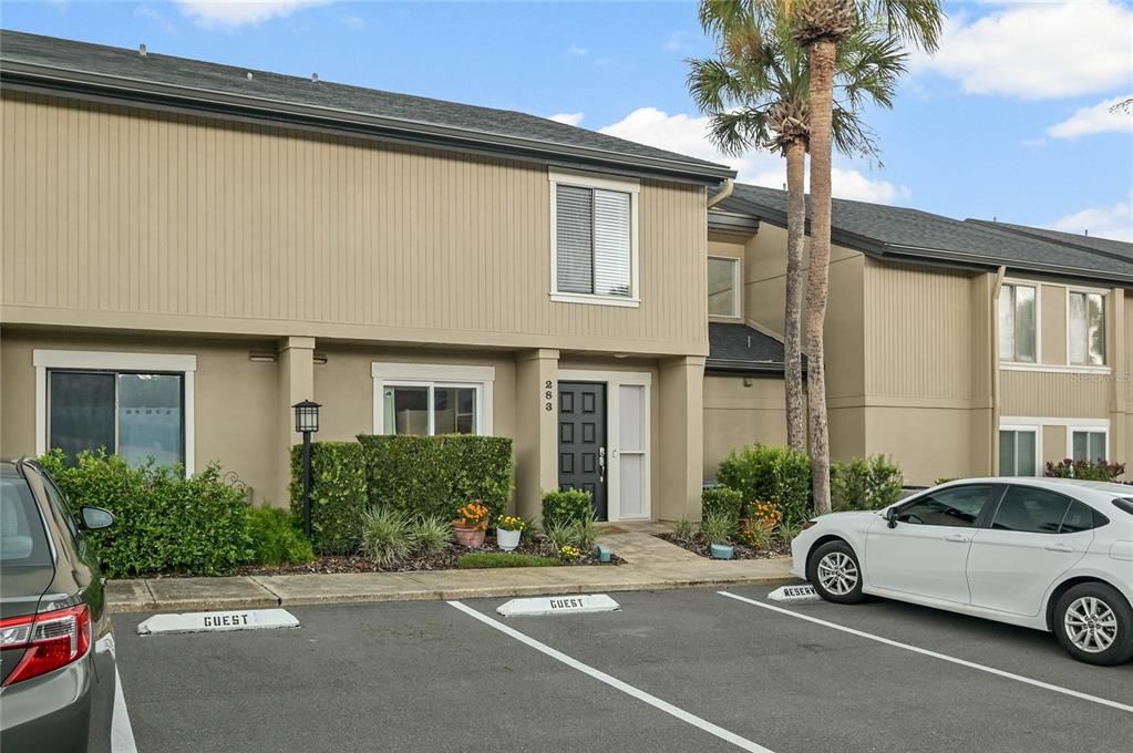 Active With Contract: $325,000 (3 beds, 3 baths, 1860 Square Feet)