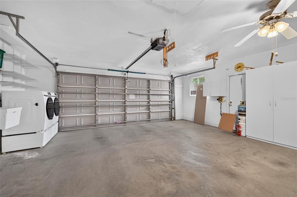 For Sale: $324,900 (2 beds, 2 baths, 1631 Square Feet)