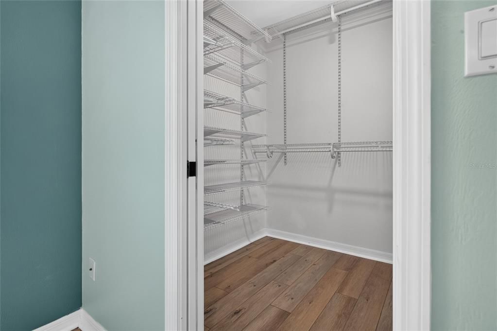 For Sale: $324,900 (2 beds, 2 baths, 1631 Square Feet)