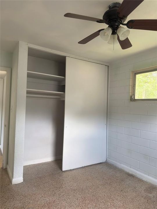 For Sale: $369,900 (5 beds, 2 baths, 1896 Square Feet)