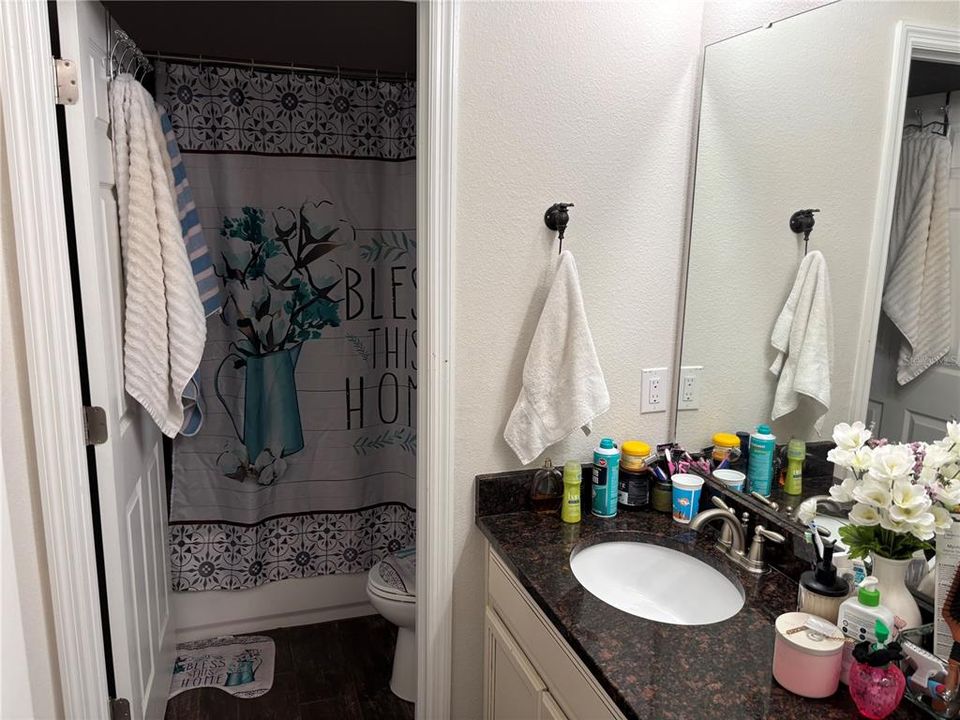 В аренду: $2,300 (4 спален, 2 ванн, 2249 Квадратных фут)