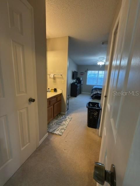 En Venta: $215,000 (2 camas, 2 baños, 1365 Pies cuadrados)