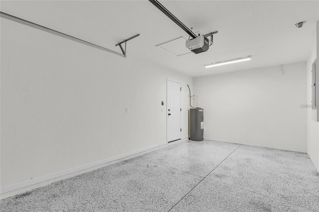 На продажу: $230,000 (3 спален, 2 ванн, 1173 Квадратных фут)