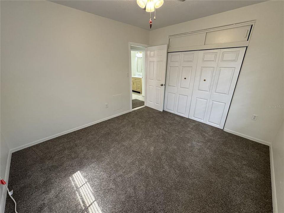 В аренду: $1,650 (2 спален, 1 ванн, 858 Квадратных фут)