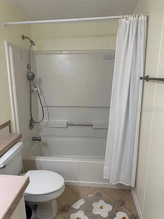 На продажу: $185,000 (2 спален, 2 ванн, 1344 Квадратных фут)