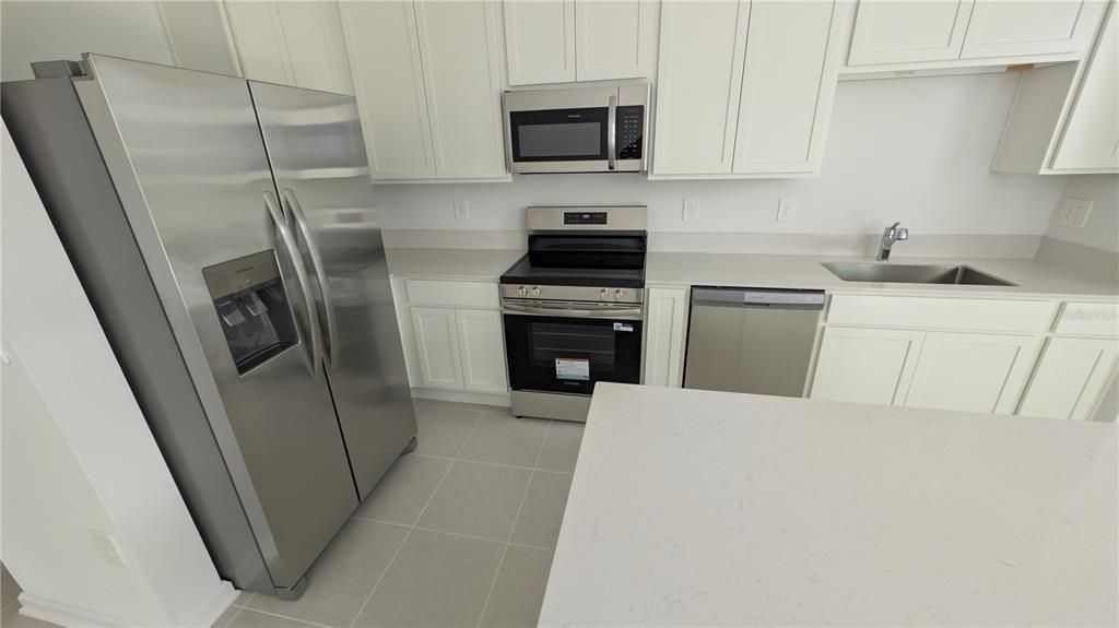 En Renta: $2,300 (3 camas, 2 baños, 1689 Pies cuadrados)