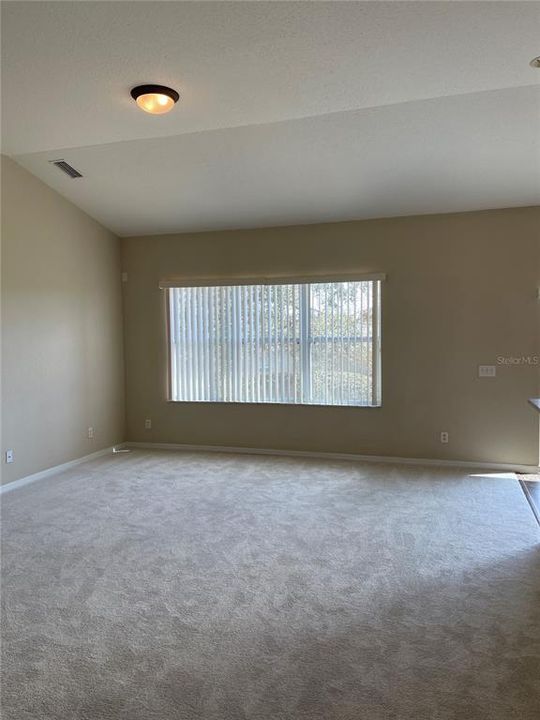 В аренду: $1,950 (4 спален, 3 ванн, 2078 Квадратных фут)