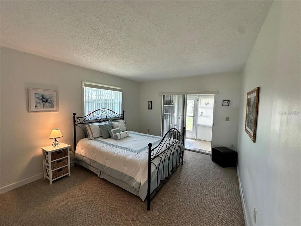 En Venta: $167,500 (2 camas, 2 baños, 984 Pies cuadrados)
