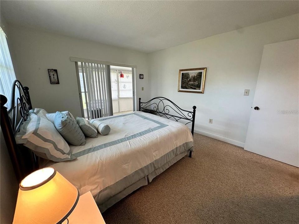 En Venta: $167,500 (2 camas, 2 baños, 984 Pies cuadrados)