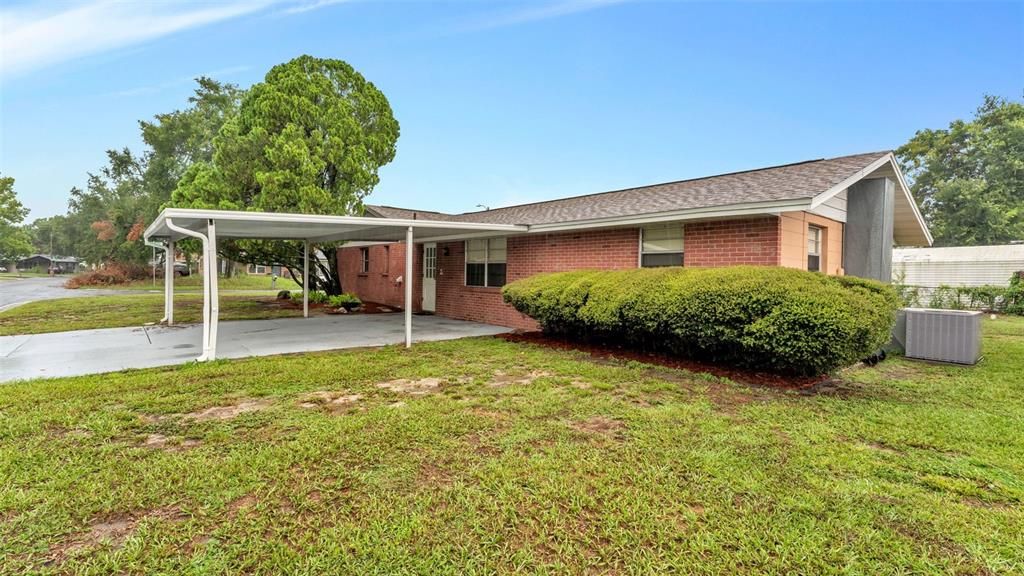 Active With Contract: $274,900 (5 beds, 2 baths, 1734 Square Feet)
