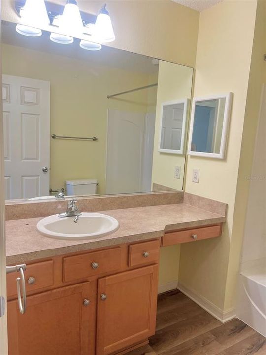 В аренду: $2,250 (2 спален, 2 ванн, 1142 Квадратных фут)