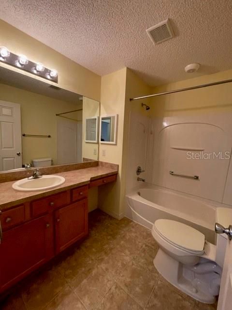 For Rent: $2,250 (2 beds, 2 baths, 1142 Square Feet)