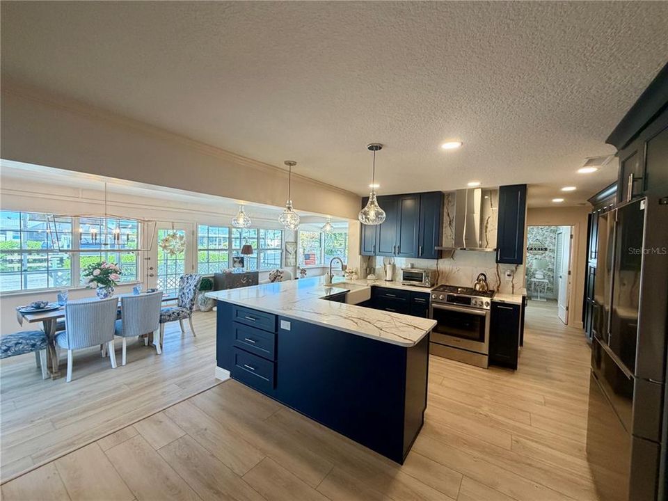 En Venta: $575,000 (3 camas, 2 baños, 1854 Pies cuadrados)