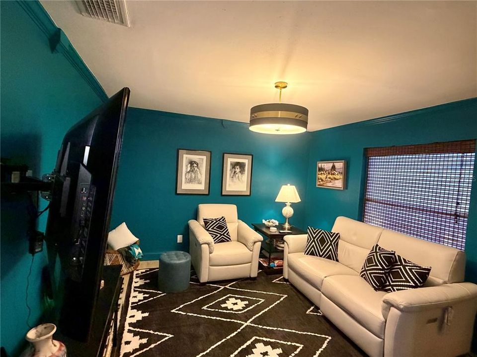 En Venta: $575,000 (3 camas, 2 baños, 1854 Pies cuadrados)