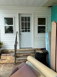 For Sale: $125,000 (2 beds, 2 baths, 900 Square Feet)