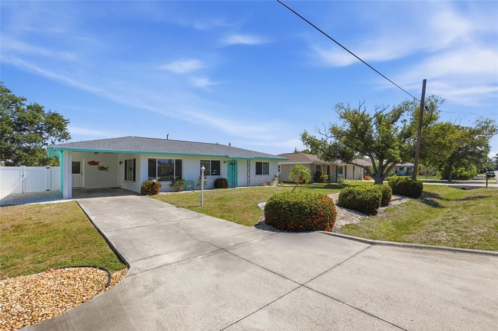 En Venta: $365,000 (2 camas, 2 baños, 1136 Pies cuadrados)