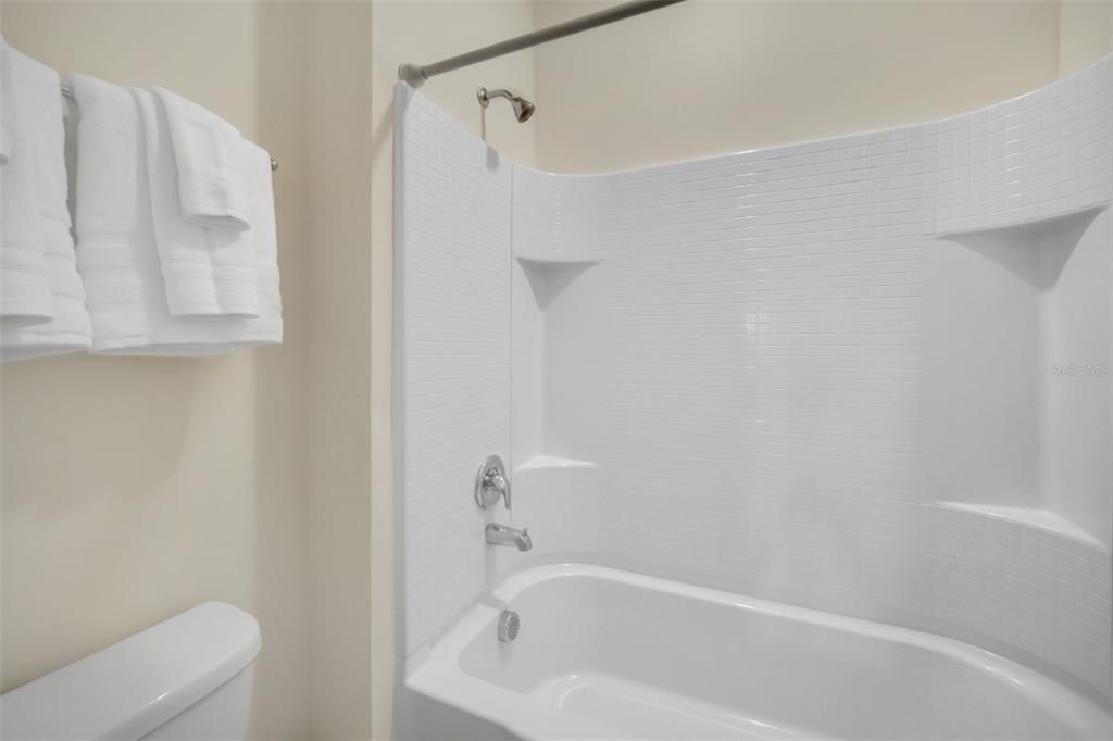 For Rent: $3,900 (7 beds, 5 baths, 3626 Square Feet)