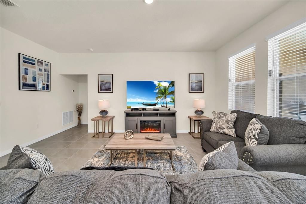 For Rent: $3,900 (7 beds, 5 baths, 3626 Square Feet)