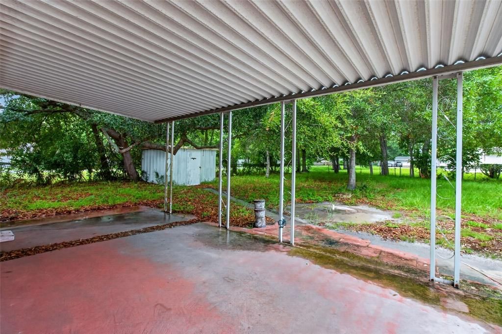 Activo con contrato: $225,000 (2 camas, 1 baños, 744 Pies cuadrados)
