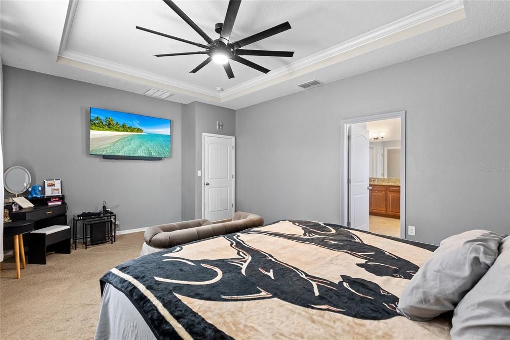 For Sale: $549,900 (4 beds, 3 baths, 2851 Square Feet)