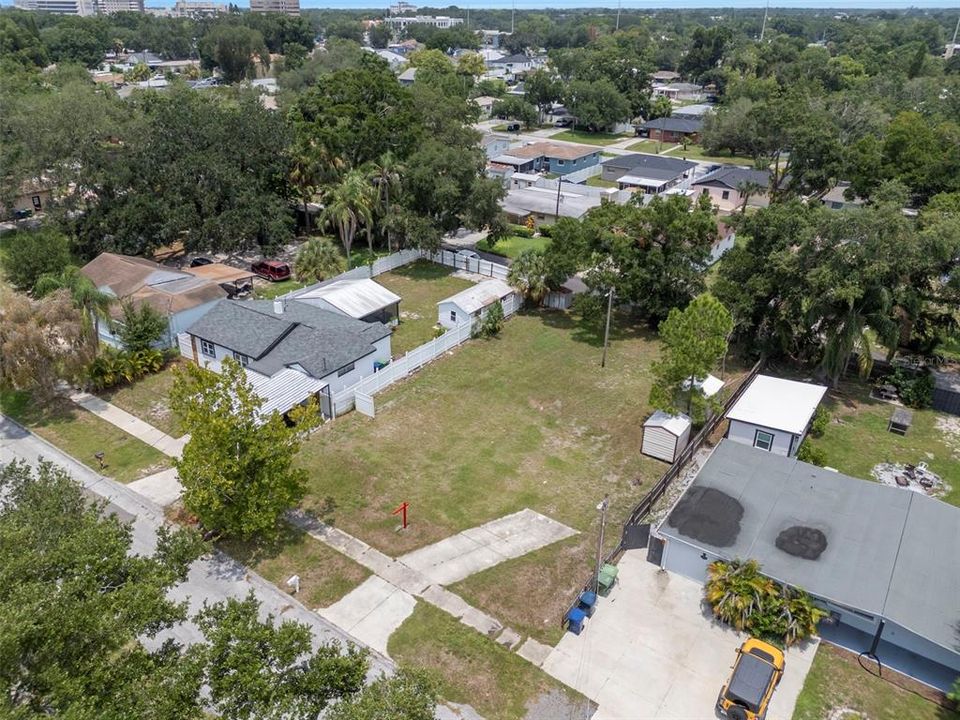 待售: $279,000 (0.24 acres)