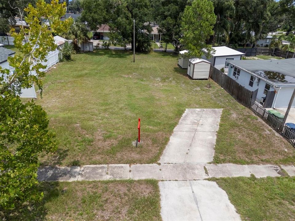 待售: $279,000 (0.24 acres)