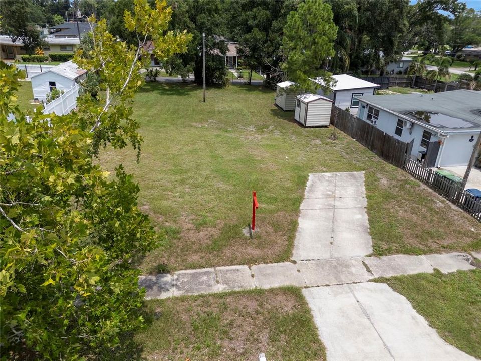 待售: $279,000 (0.24 acres)