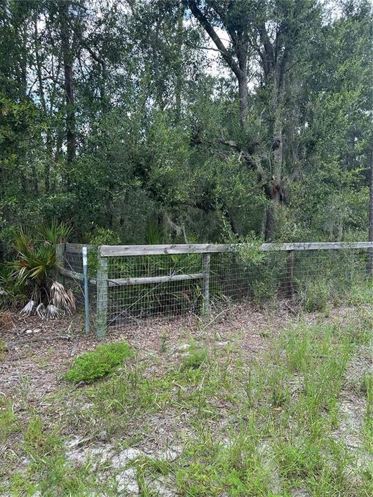 На продажу: $70,000 (2.29 acres)
