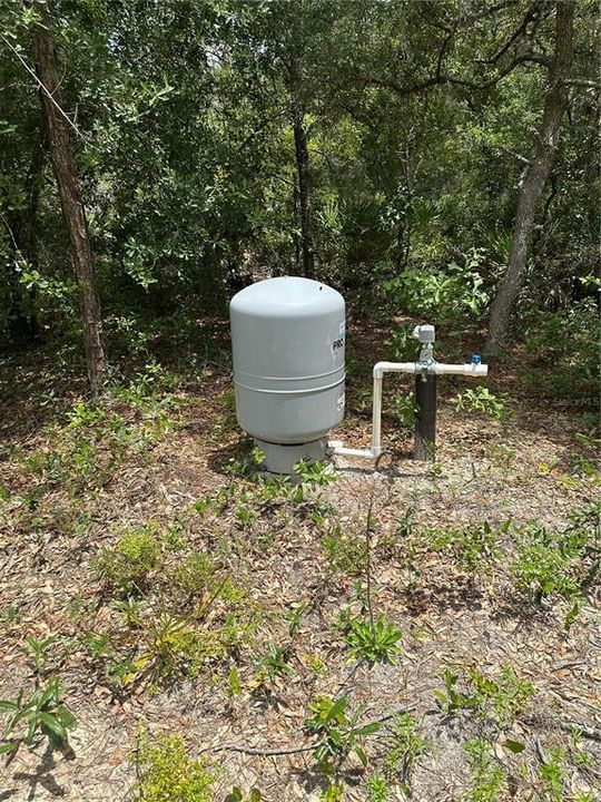 На продажу: $70,000 (2.29 acres)