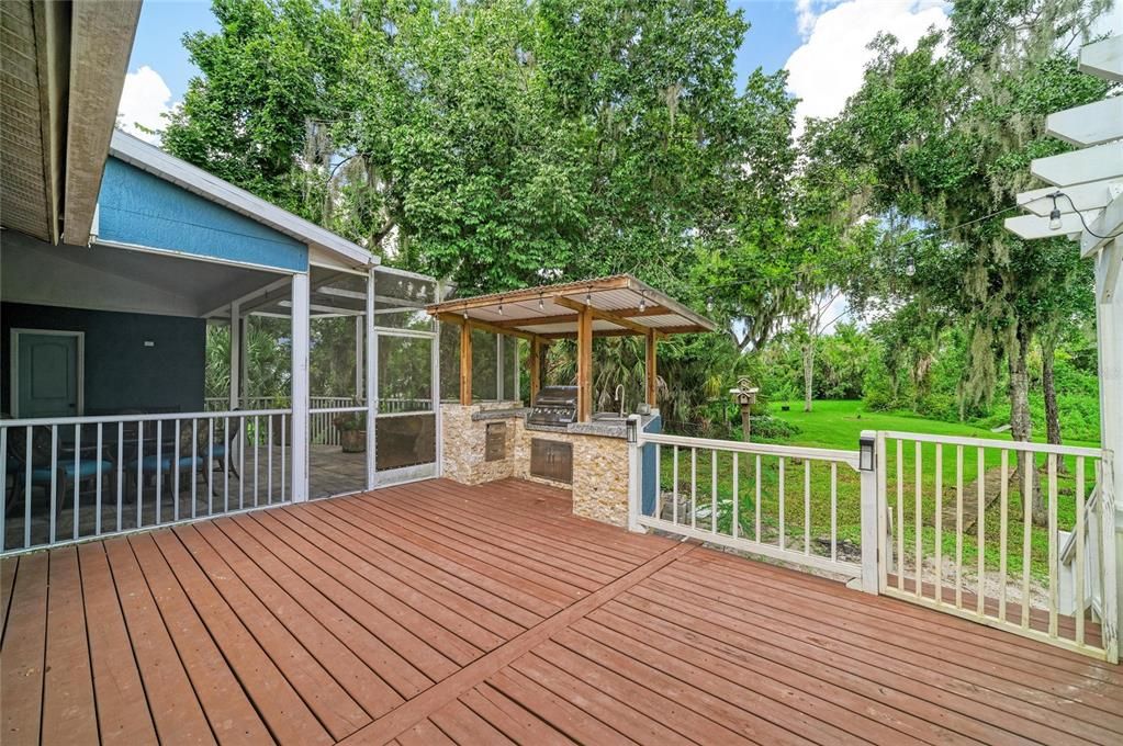 For Sale: $775,000 (3 beds, 3 baths, 2508 Square Feet)