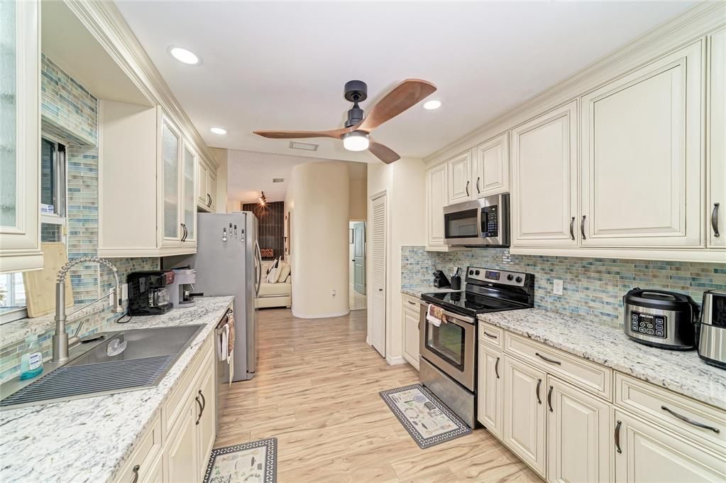 For Sale: $775,000 (3 beds, 3 baths, 2508 Square Feet)