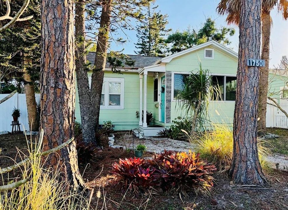 En Venta: $345,000 (2 camas, 1 baños, 1125 Pies cuadrados)