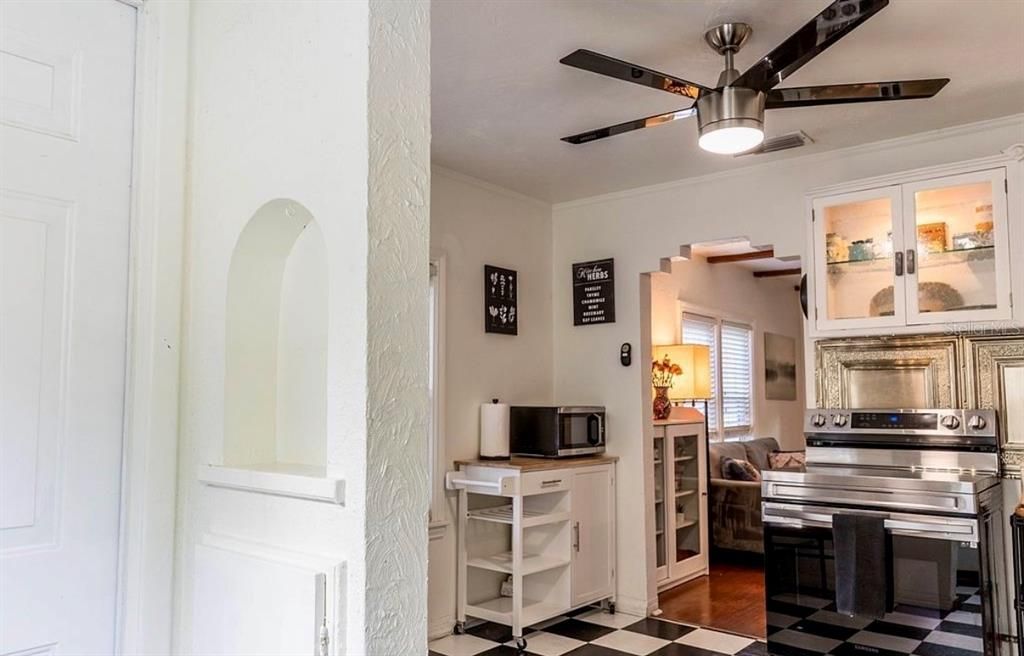 En Venta: $345,000 (2 camas, 1 baños, 1125 Pies cuadrados)