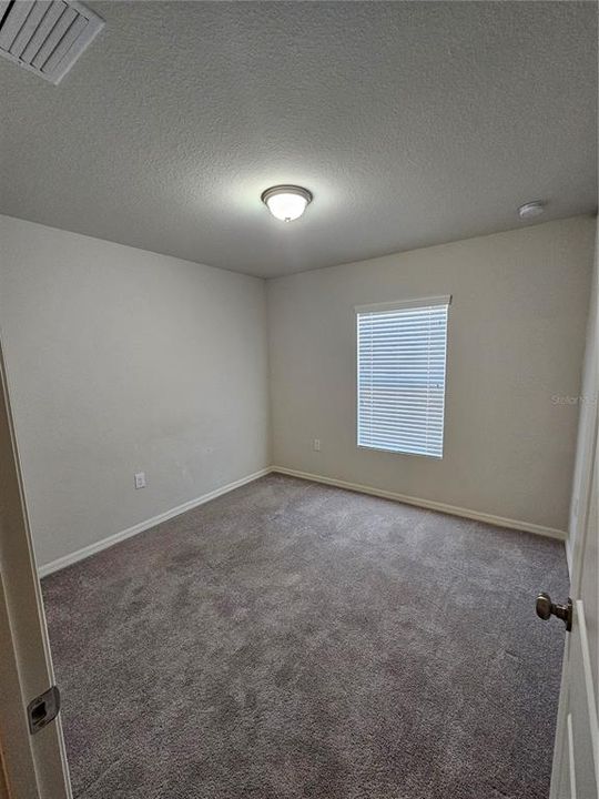 В аренду: $1,900 (4 спален, 2 ванн, 1657 Квадратных фут)