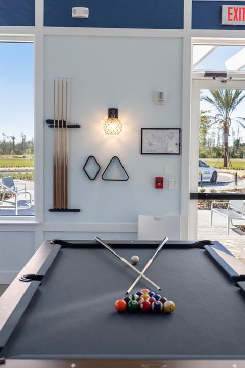 На продажу: $384,990 (3 спален, 2 ванн, 1476 Квадратных фут)