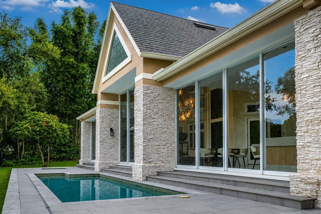 На продажу: $4,495,000 (4 спален, 5 ванн, 6159 Квадратных фут)