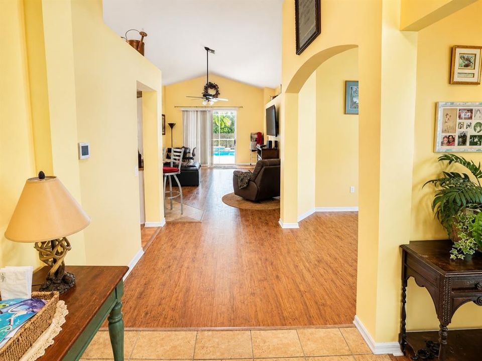 En Venta: $500,000 (4 camas, 3 baños, 1796 Pies cuadrados)
