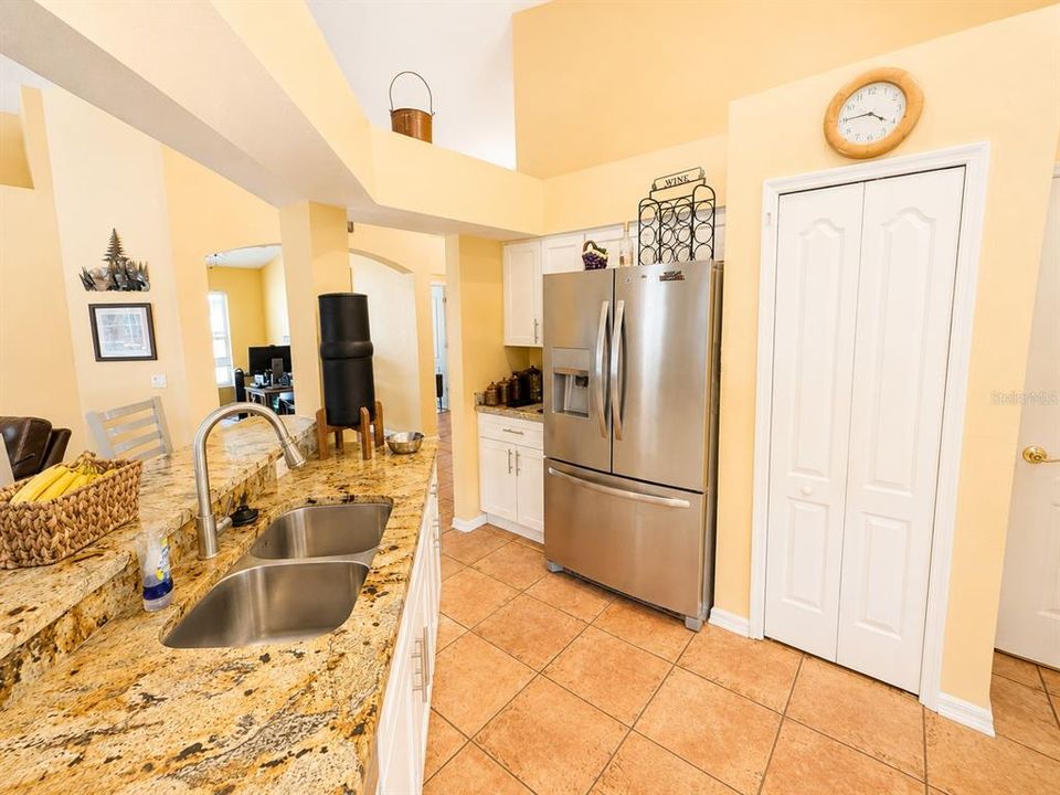 En Venta: $500,000 (4 camas, 3 baños, 1796 Pies cuadrados)