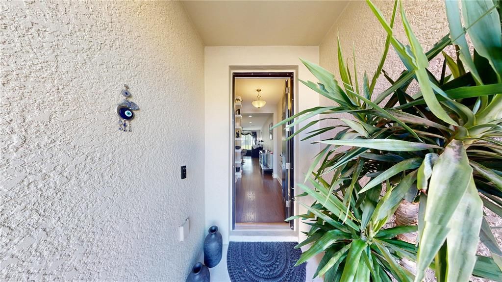 En Venta: $389,000 (3 camas, 2 baños, 1716 Pies cuadrados)