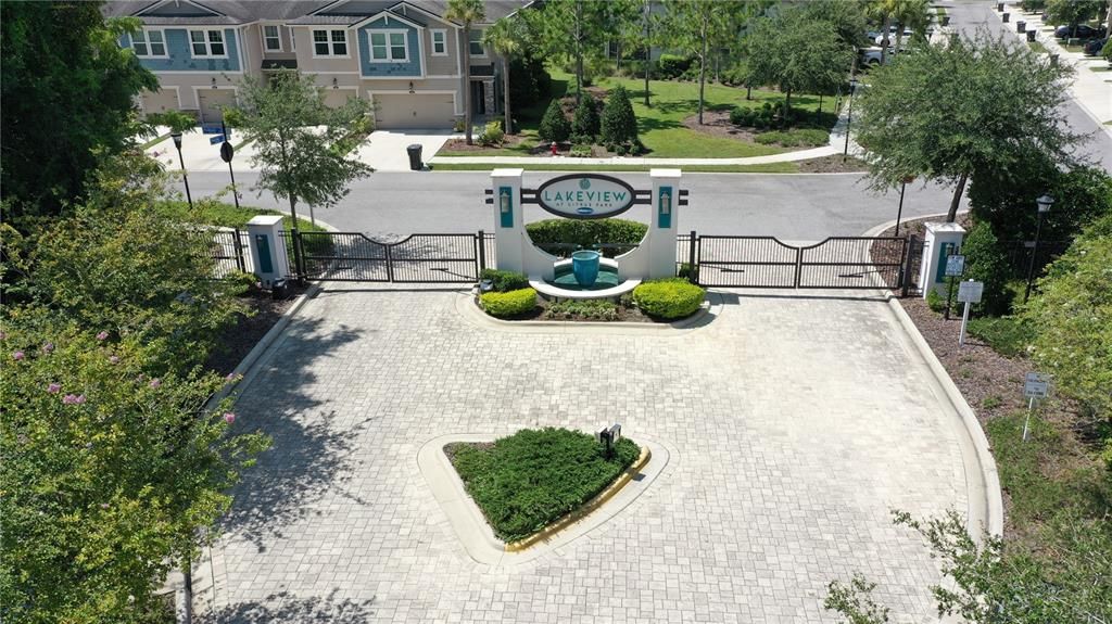 En Venta: $389,000 (3 camas, 2 baños, 1716 Pies cuadrados)