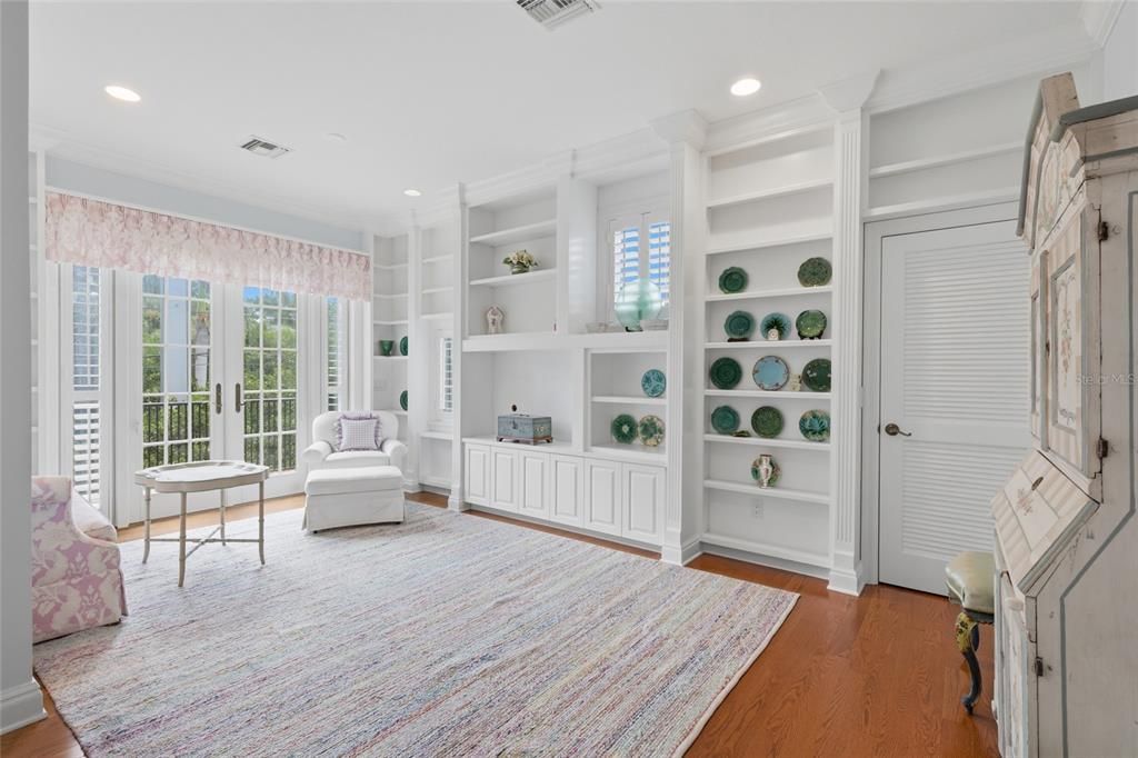 For Sale: $2,595,000 (3 beds, 2 baths, 4234 Square Feet)