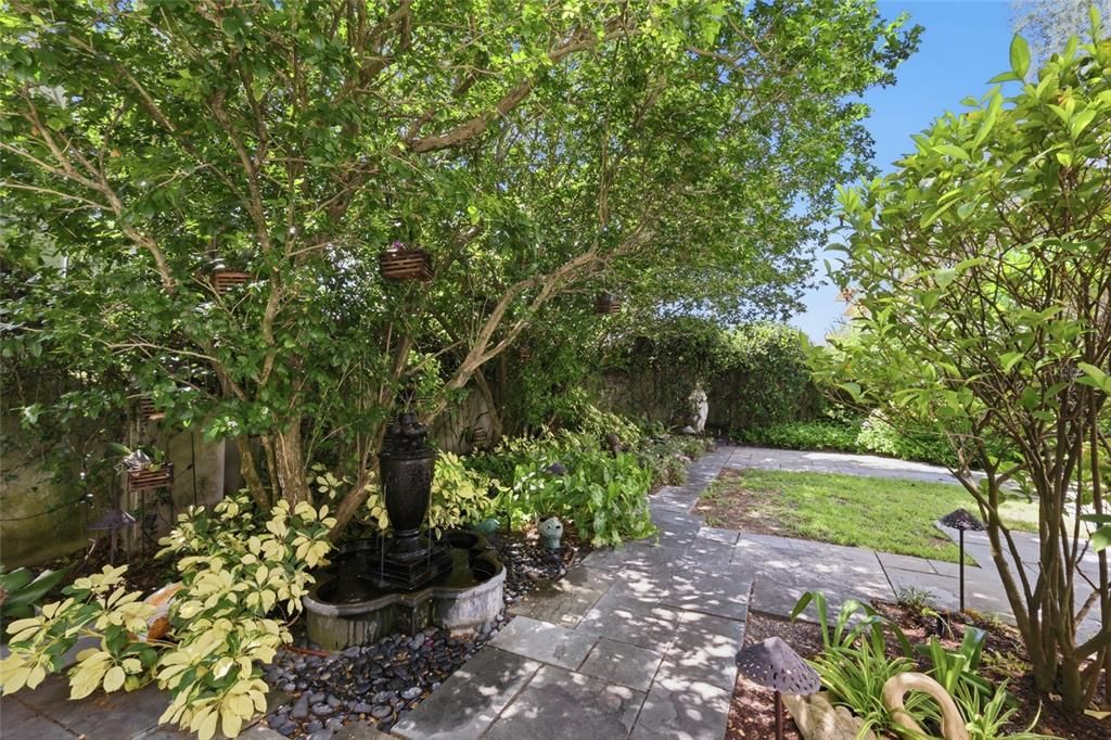 For Sale: $2,595,000 (3 beds, 2 baths, 4234 Square Feet)