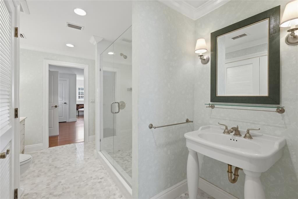 For Sale: $2,595,000 (3 beds, 2 baths, 4234 Square Feet)