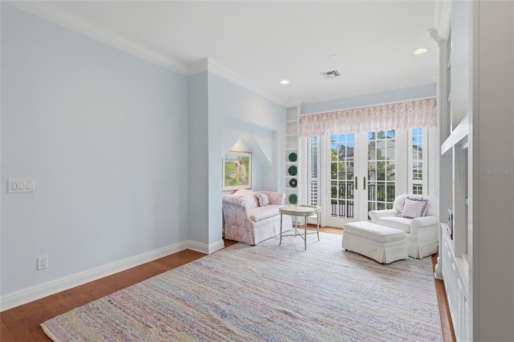 For Sale: $2,595,000 (3 beds, 2 baths, 4234 Square Feet)