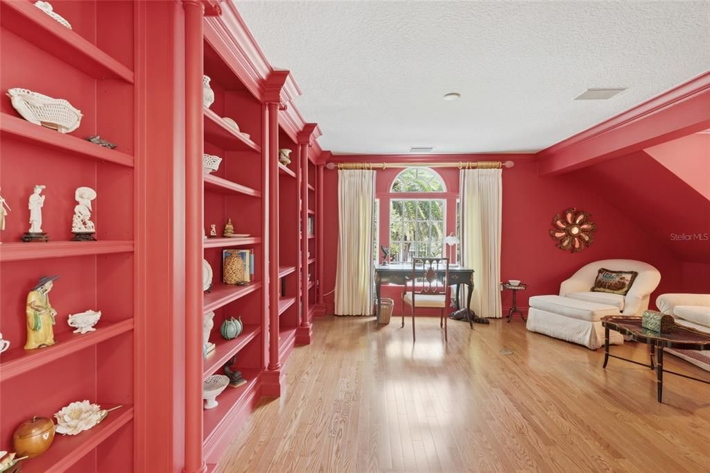 For Sale: $2,595,000 (3 beds, 2 baths, 4234 Square Feet)
